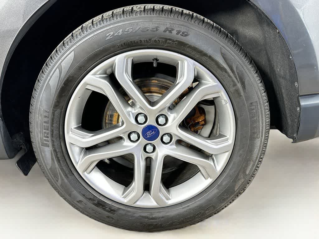 2017 Ford Edge Titanium