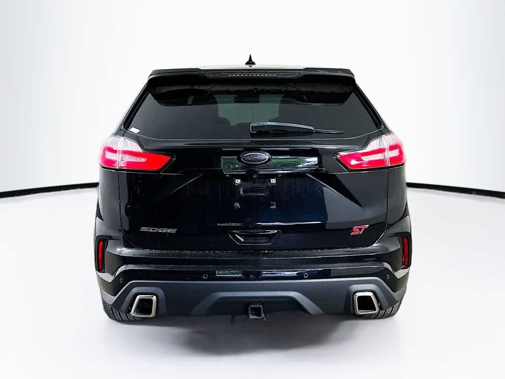2019 Ford Edge ST