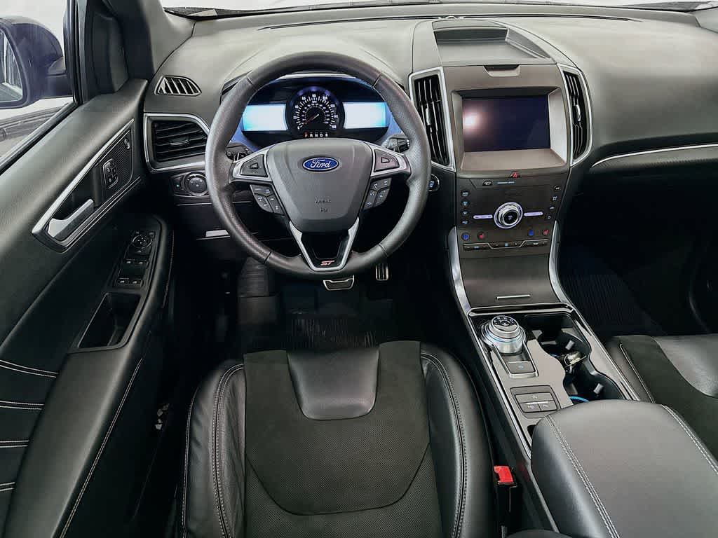 2020 Ford Edge ST