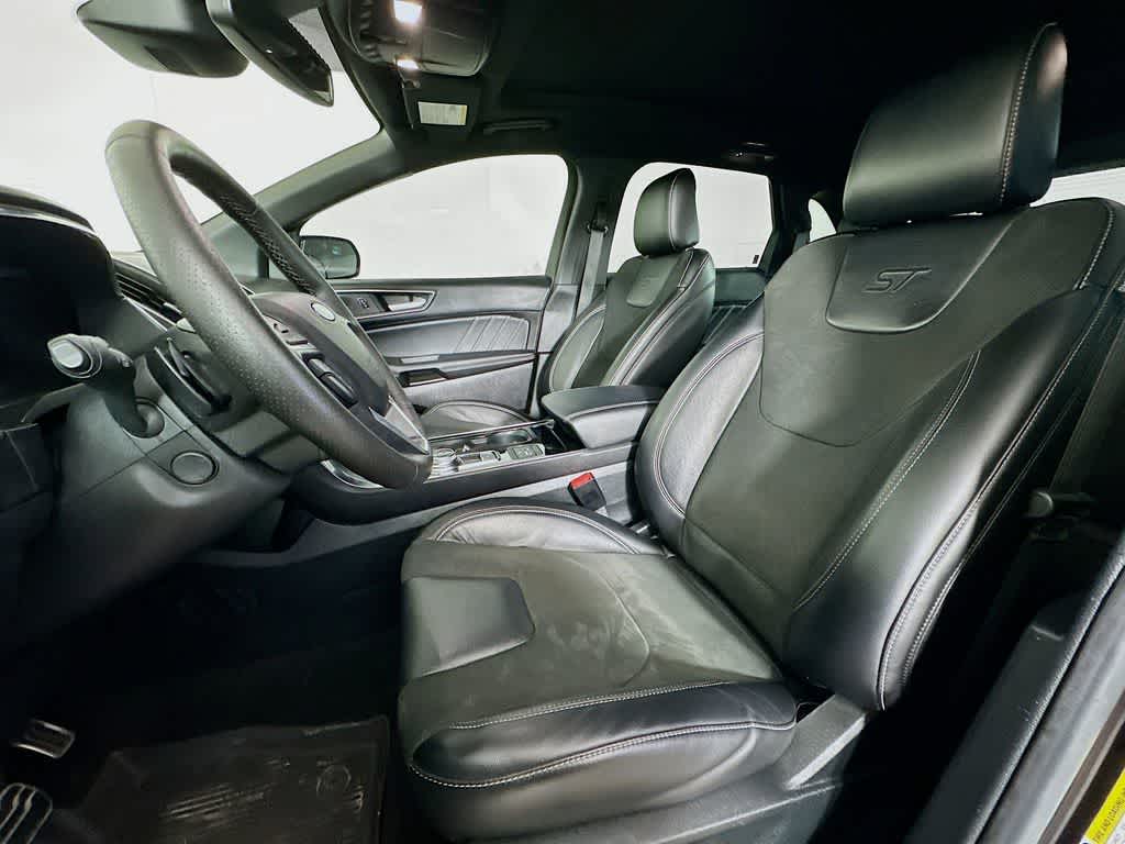 2020 Ford Edge ST