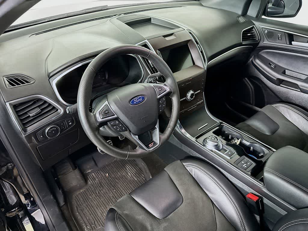 2020 Ford Edge ST