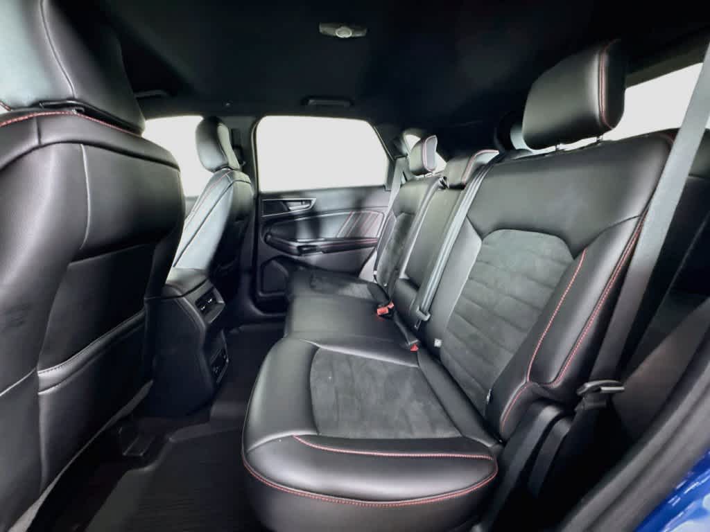 2022 Ford Edge ST-Line