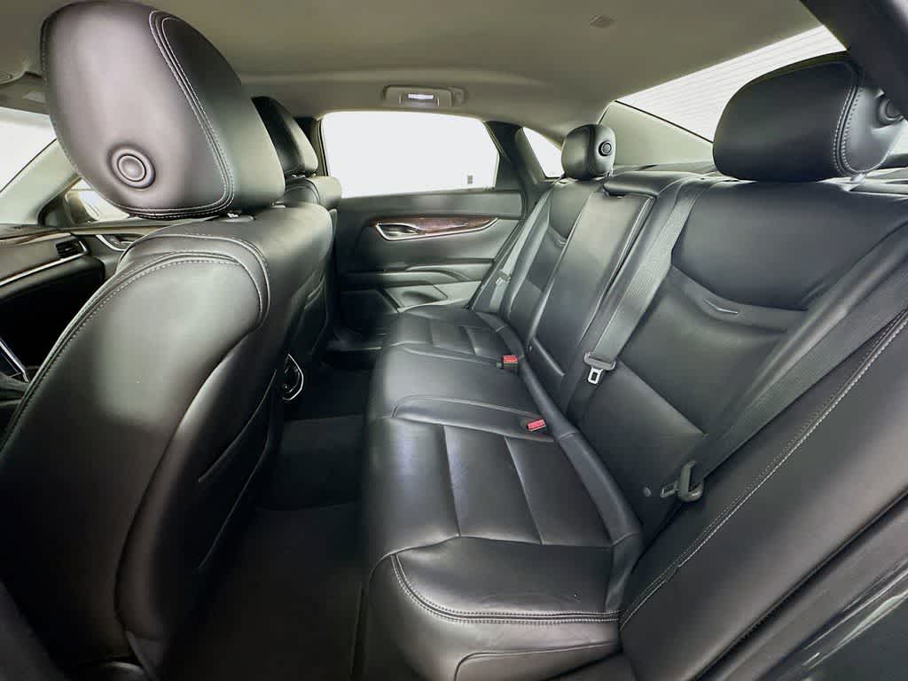 2016 Cadillac XTS Luxury Collection