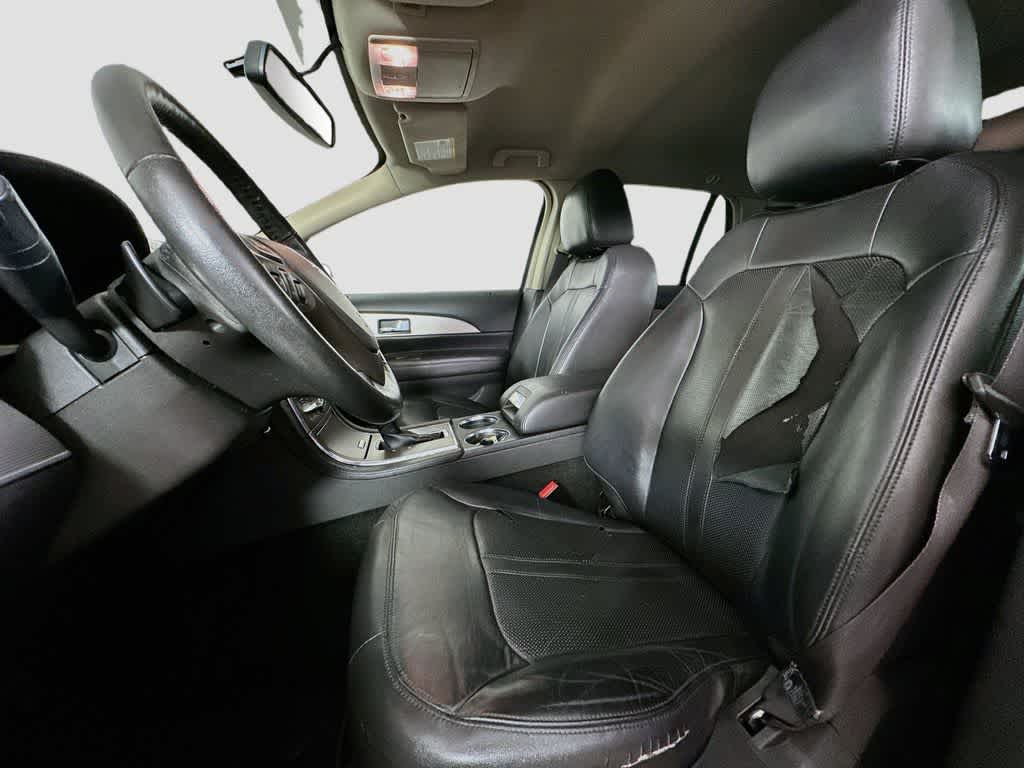 2014 Lincoln MKX Base