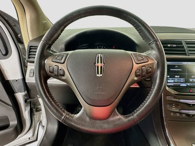 2014 Lincoln MKX Base