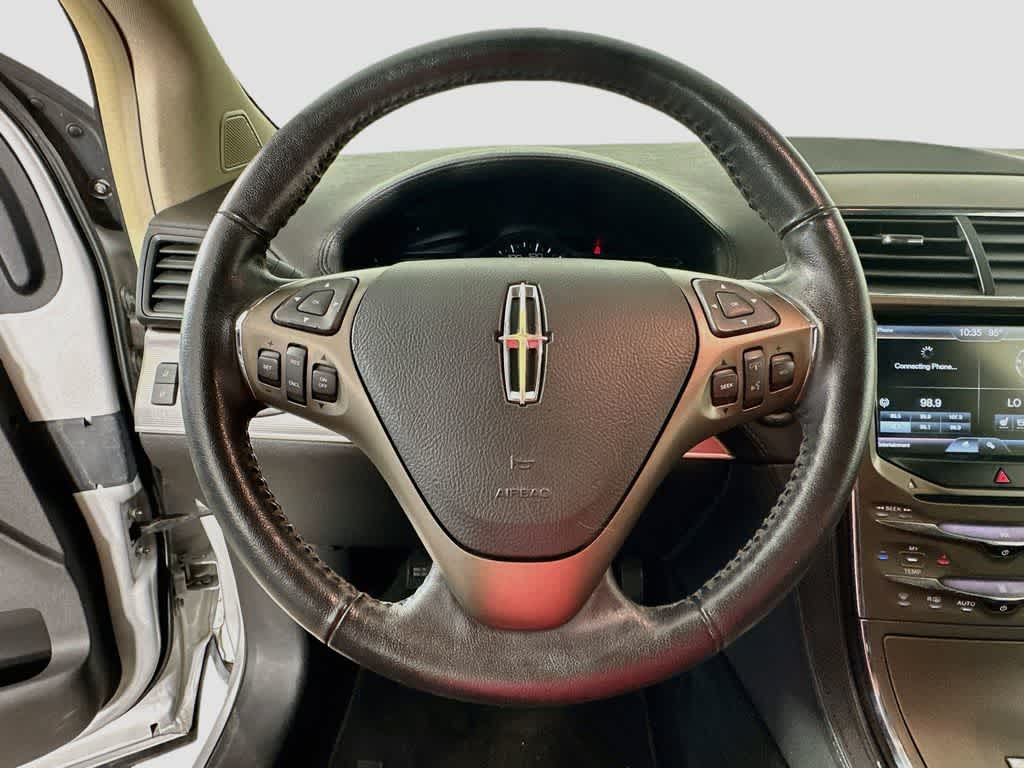 2014 Lincoln MKX Base