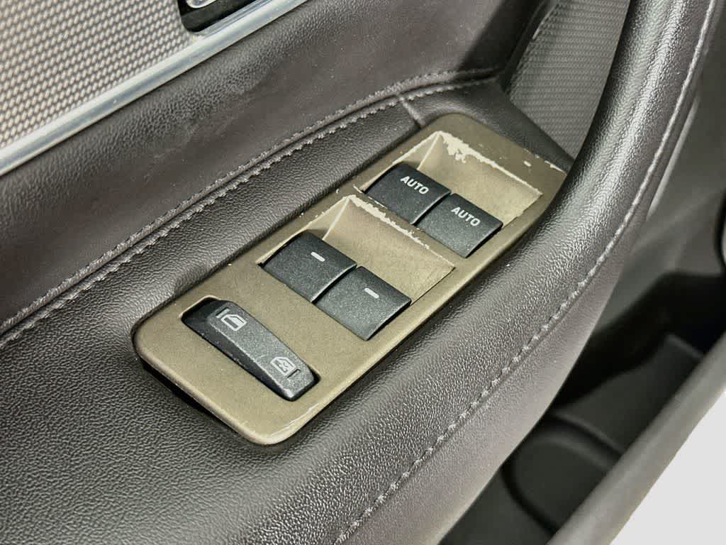 2014 Lincoln MKX Base
