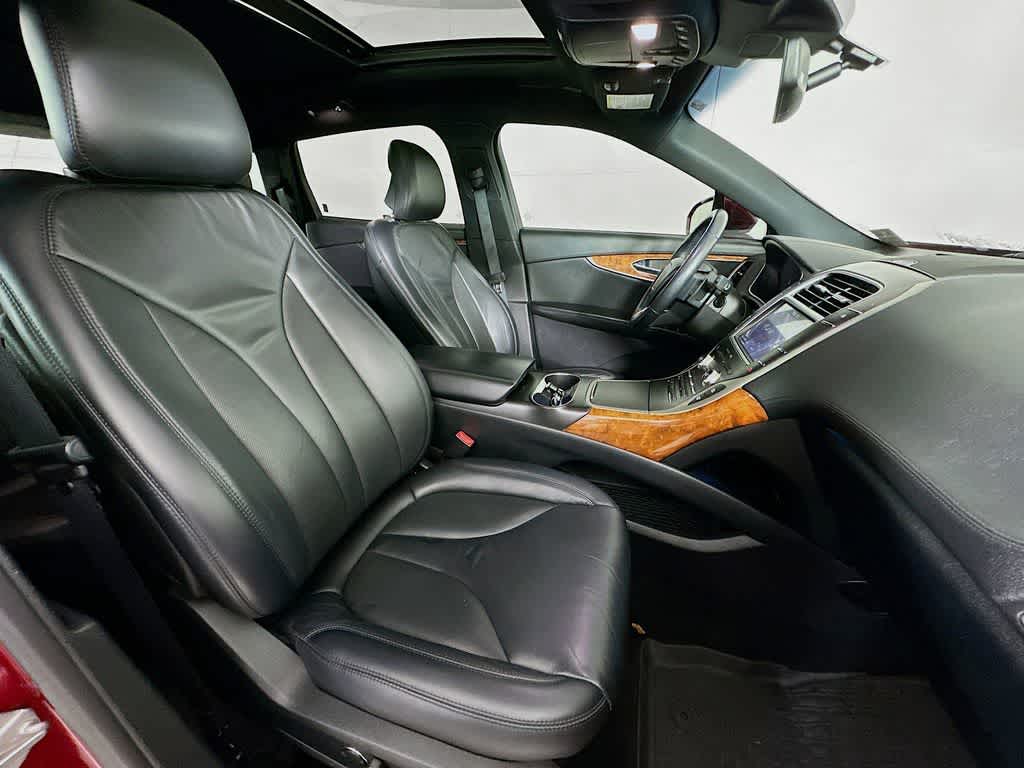 2019 Lincoln Nautilus Select