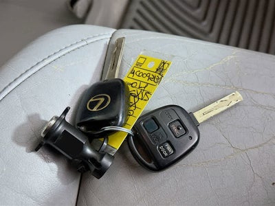 2004 Lexus RX 330 Base