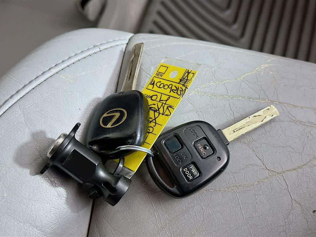 2004 Lexus RX 330 Base