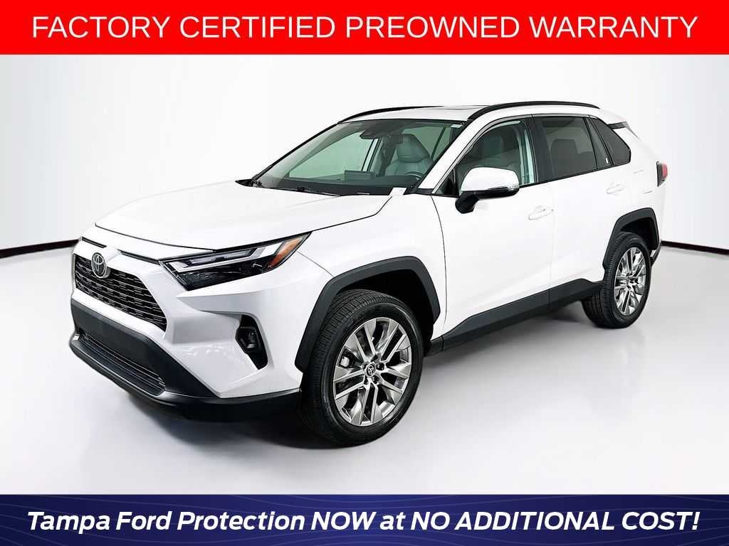 2023 Toyota RAV4 XLE Premium
