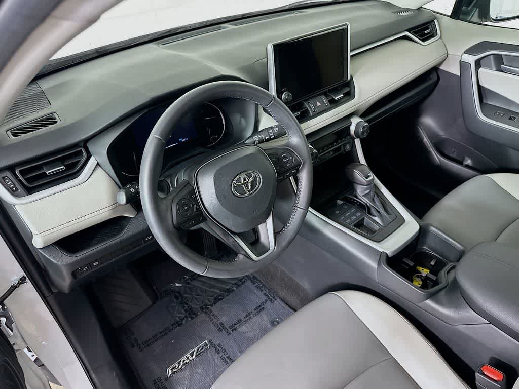 2023 Toyota RAV4 XLE Premium
