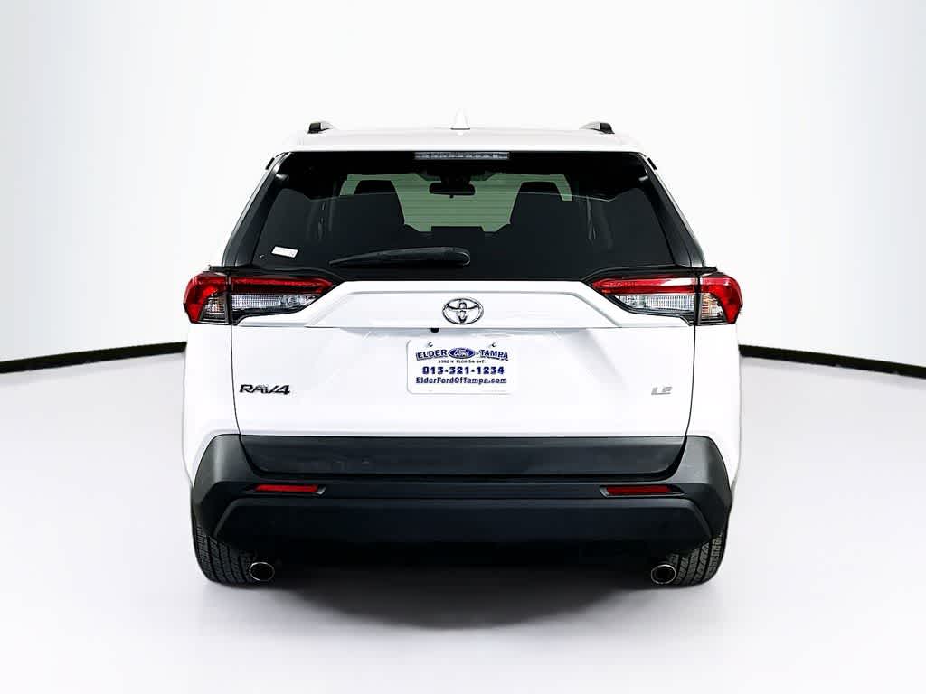 2021 Toyota RAV4 LE