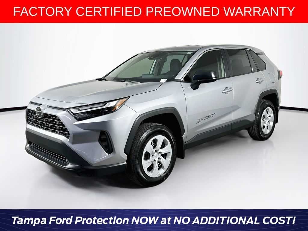 2025 Toyota RAV4 LE