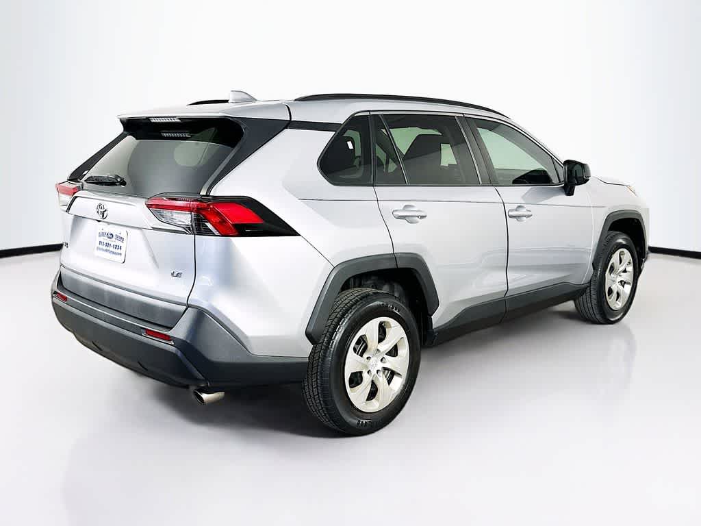 2019 Toyota RAV4 LE