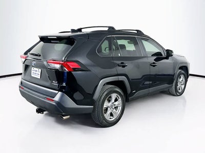 2022 Toyota RAV4 Hybrid XLE