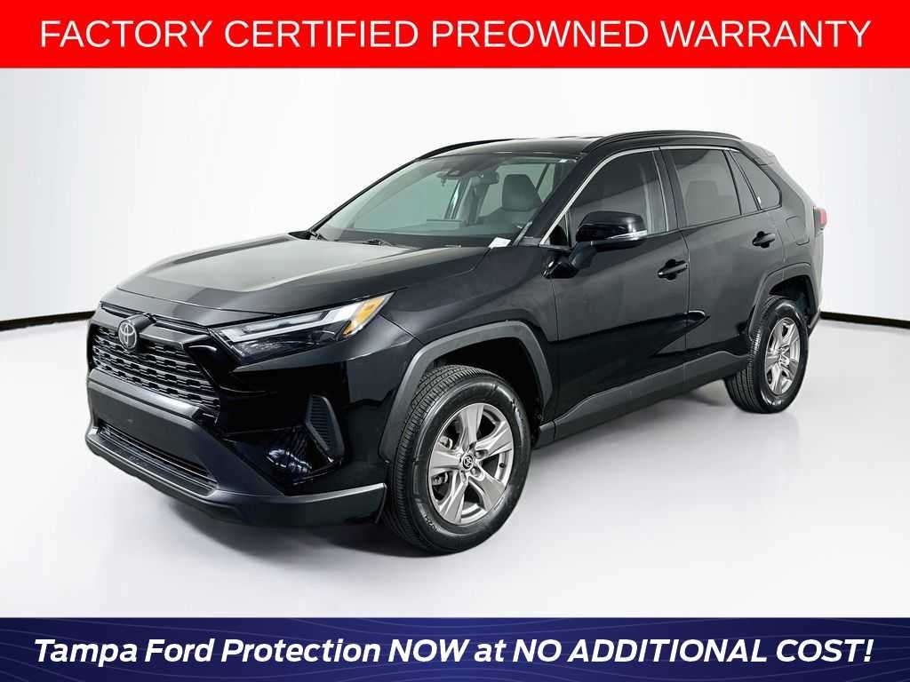 2022 Toyota RAV4 XLE