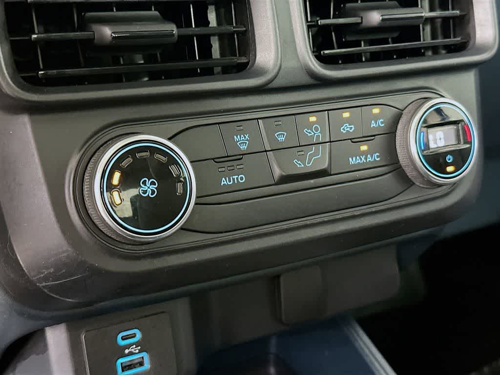 2022 Ford Maverick XL