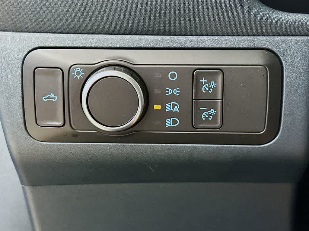 2022 Ford Maverick XL