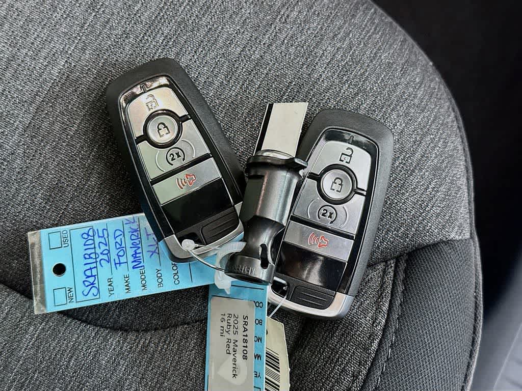 2025 Ford Maverick XLT