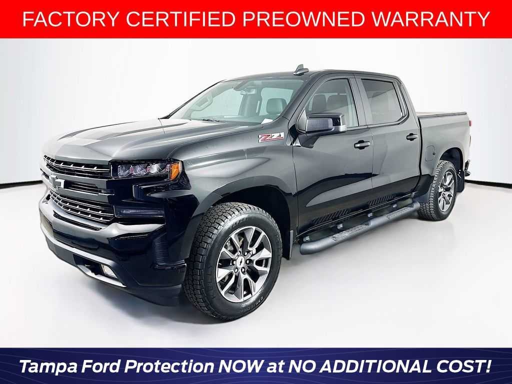 2022 Chevrolet Silverado 1500 RST 4X4 Crew Cab Short Box's photo