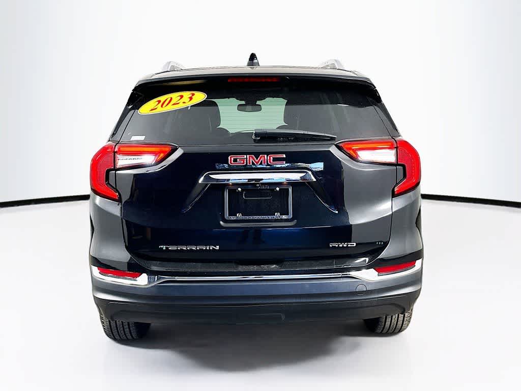 2023 GMC Terrain SLT