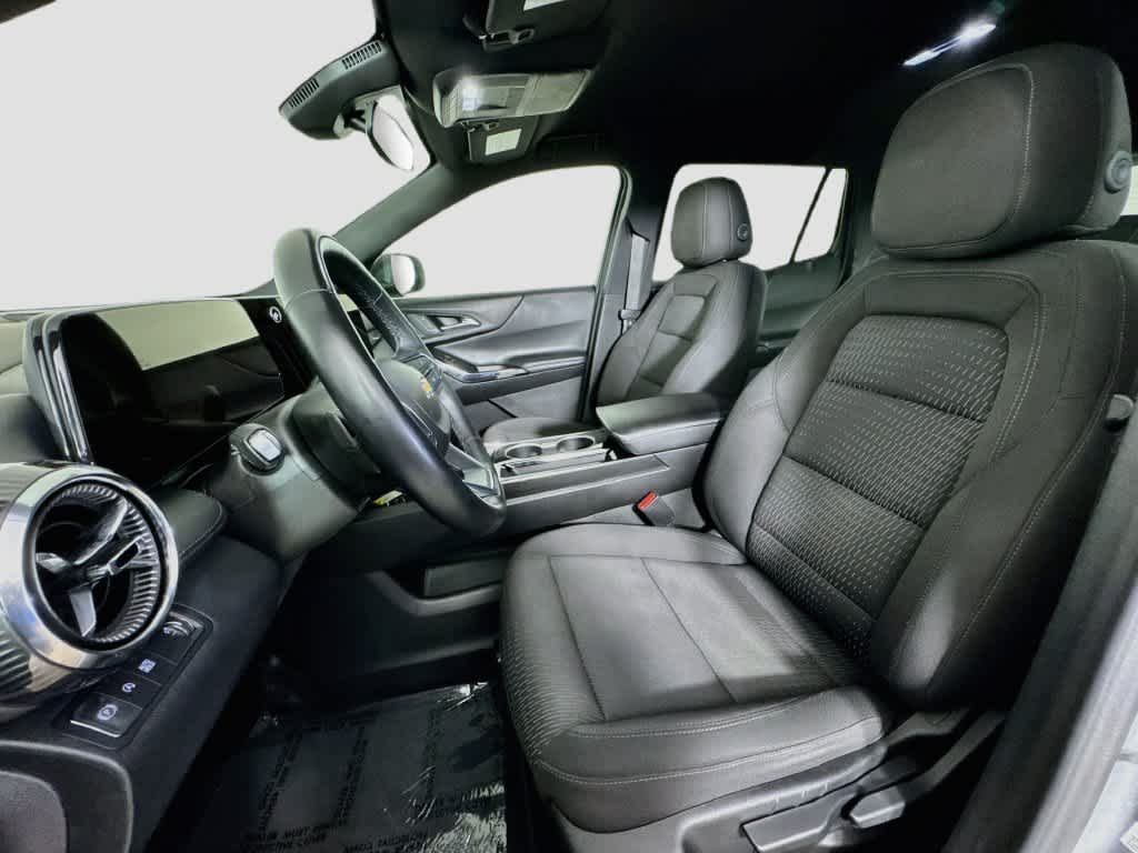 2025 Chevrolet Equinox FWD LT