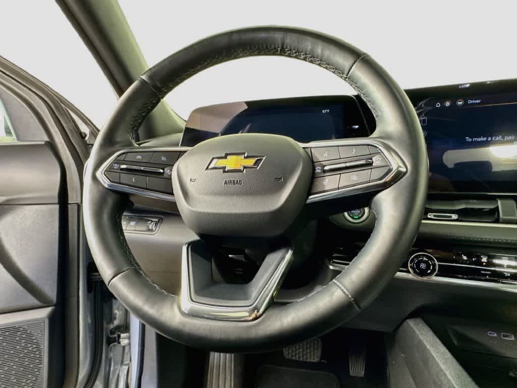 2025 Chevrolet Equinox FWD LT