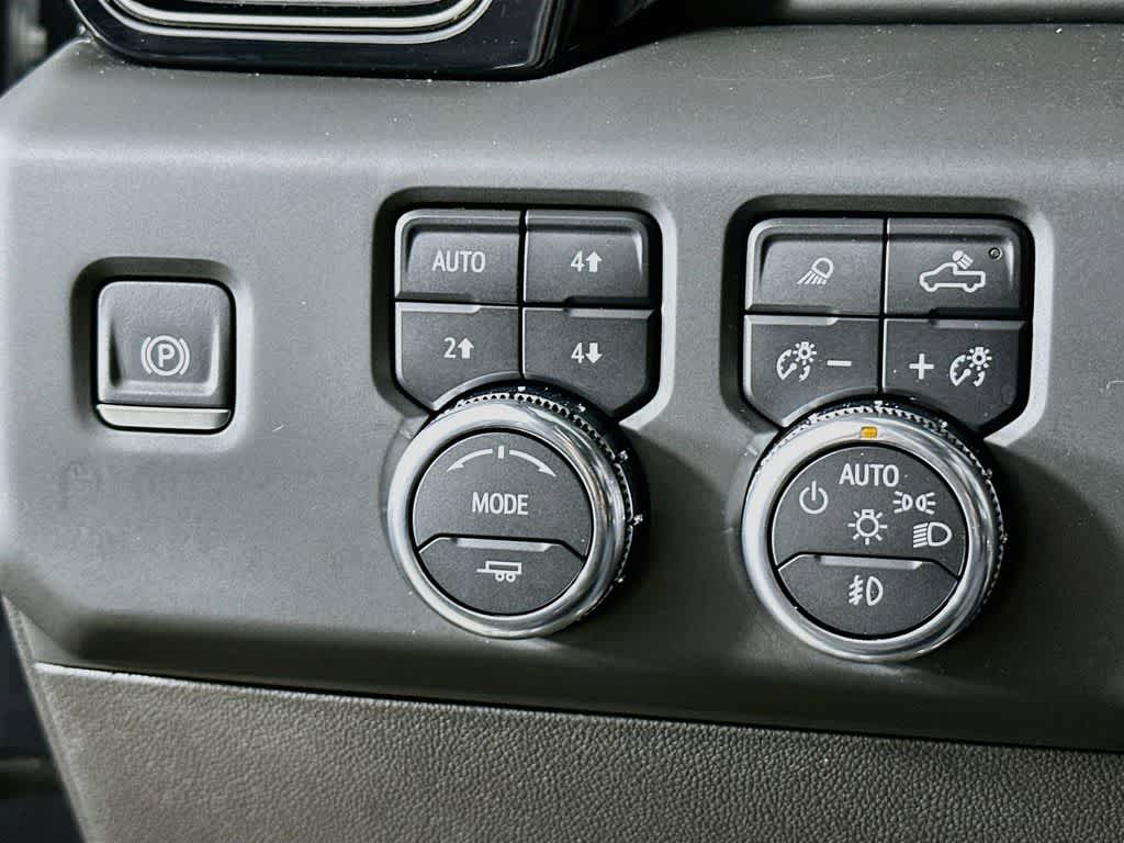 2024 GMC Sierra 1500 AT4X