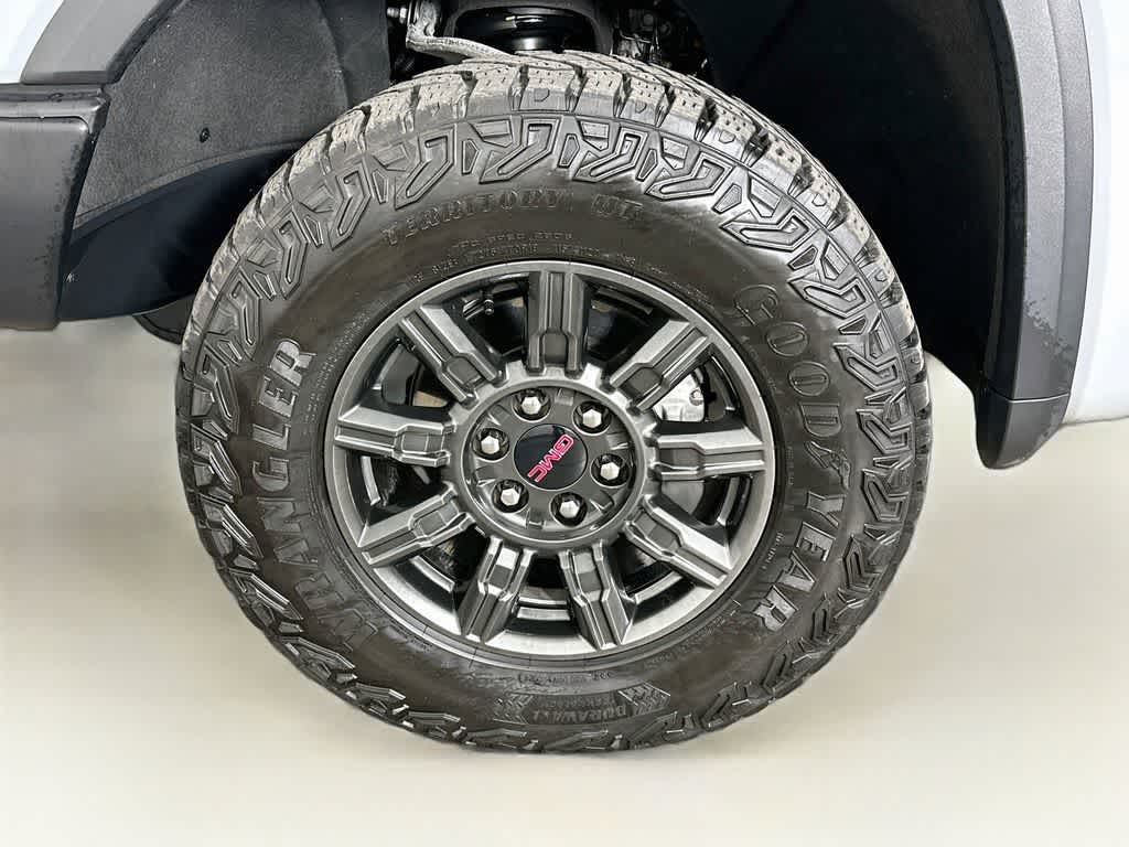 2024 GMC Sierra 1500 AT4X
