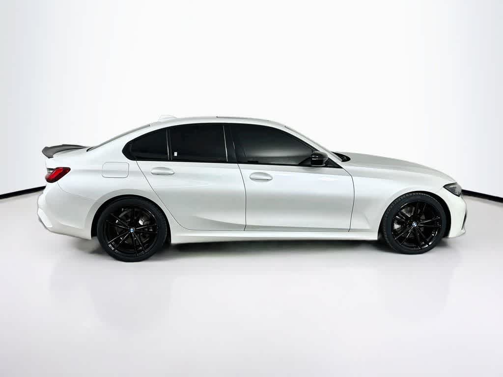 2022 BMW 330i 330i