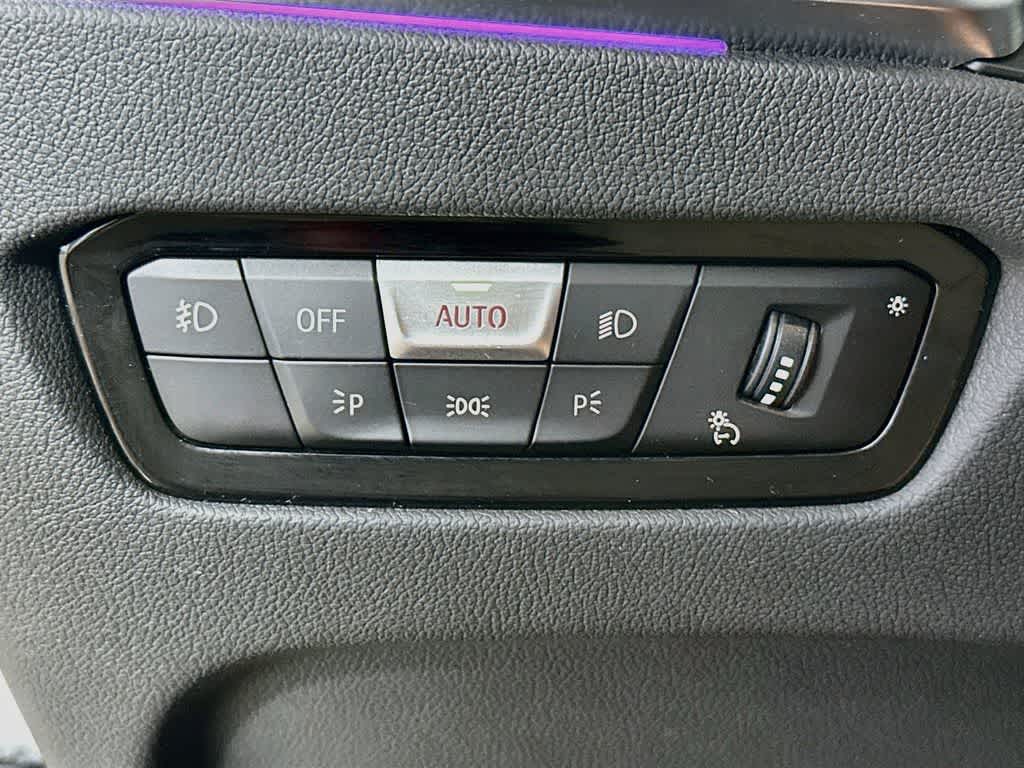2022 BMW 330i 330i
