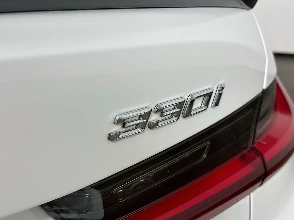 2022 BMW 330i 330i