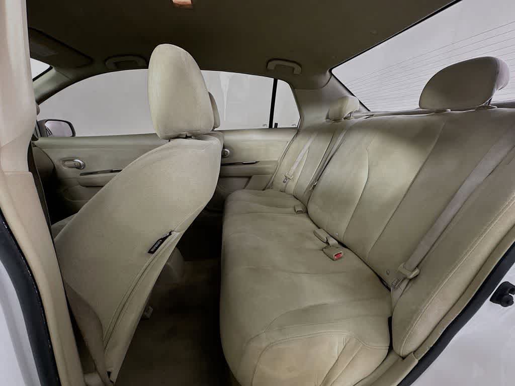 2009 Nissan Versa 1.8 S
