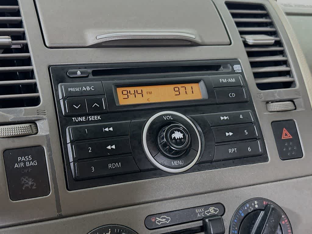 2009 Nissan Versa 1.8 S