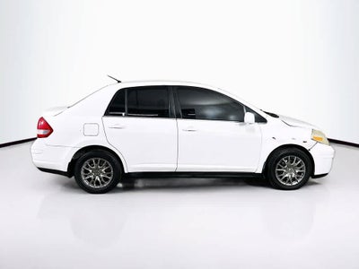 2009 Nissan Versa 1.8 S