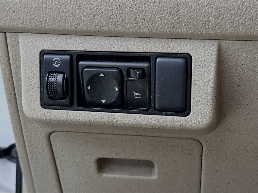 2009 Nissan Versa 1.8 S