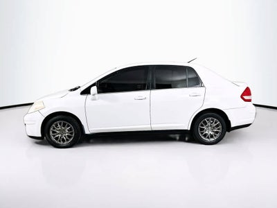2009 Nissan Versa 1.8 S