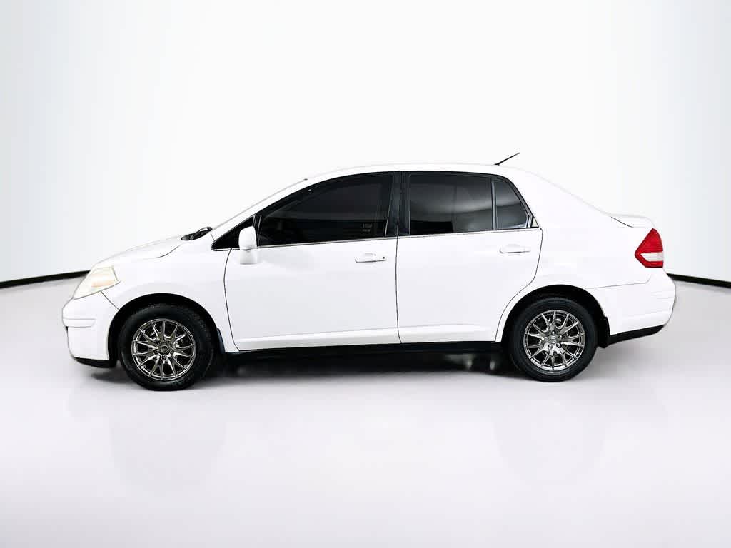 2009 Nissan Versa 1.8 S