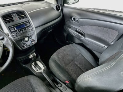 2015 Nissan Versa SV