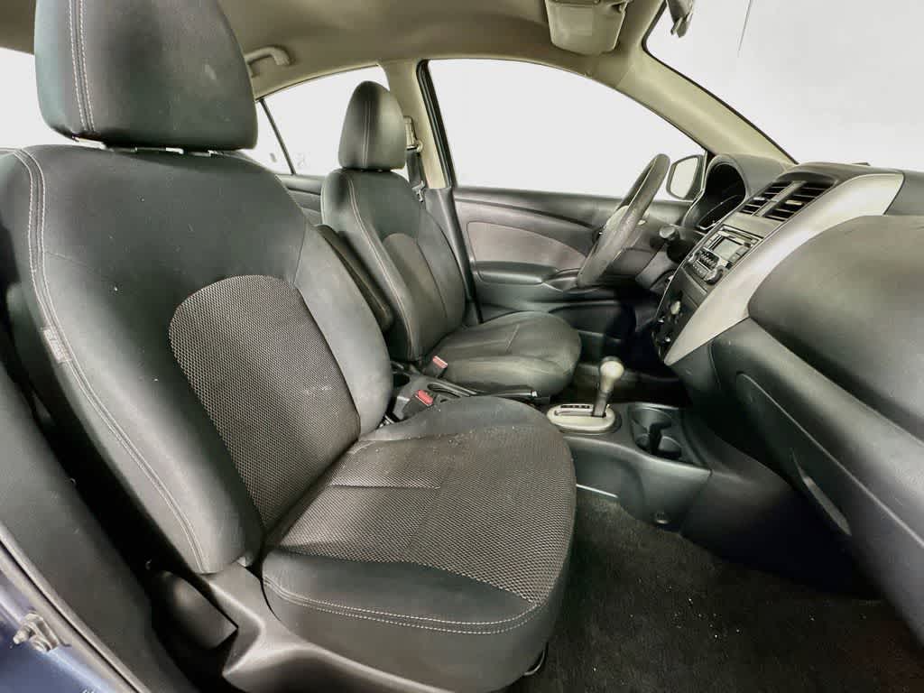 2015 Nissan Versa SV