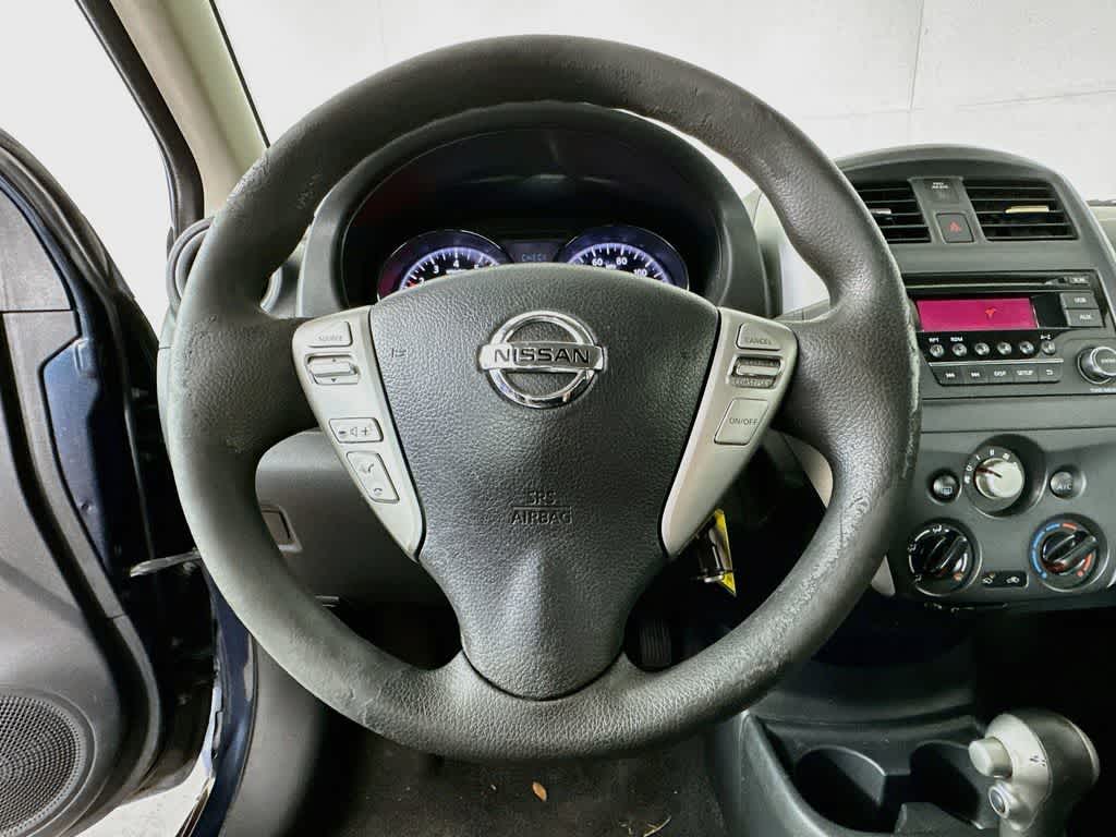 2015 Nissan Versa SV