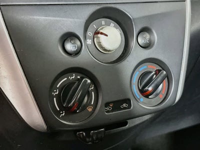 2015 Nissan Versa SV