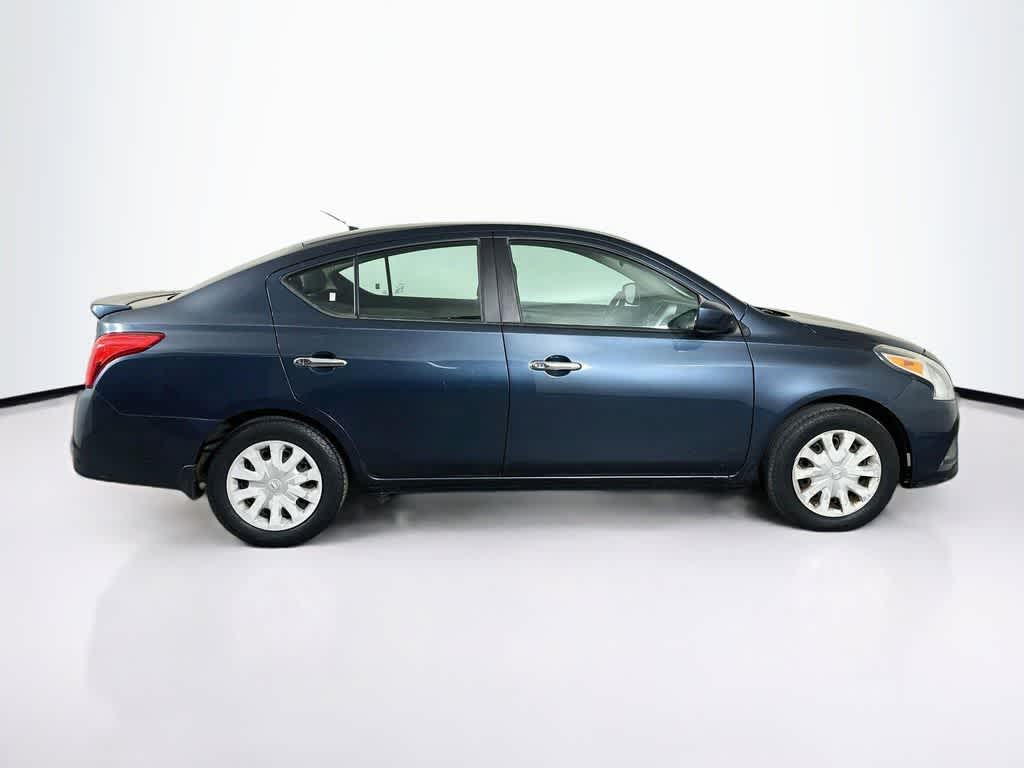 2015 Nissan Versa SV