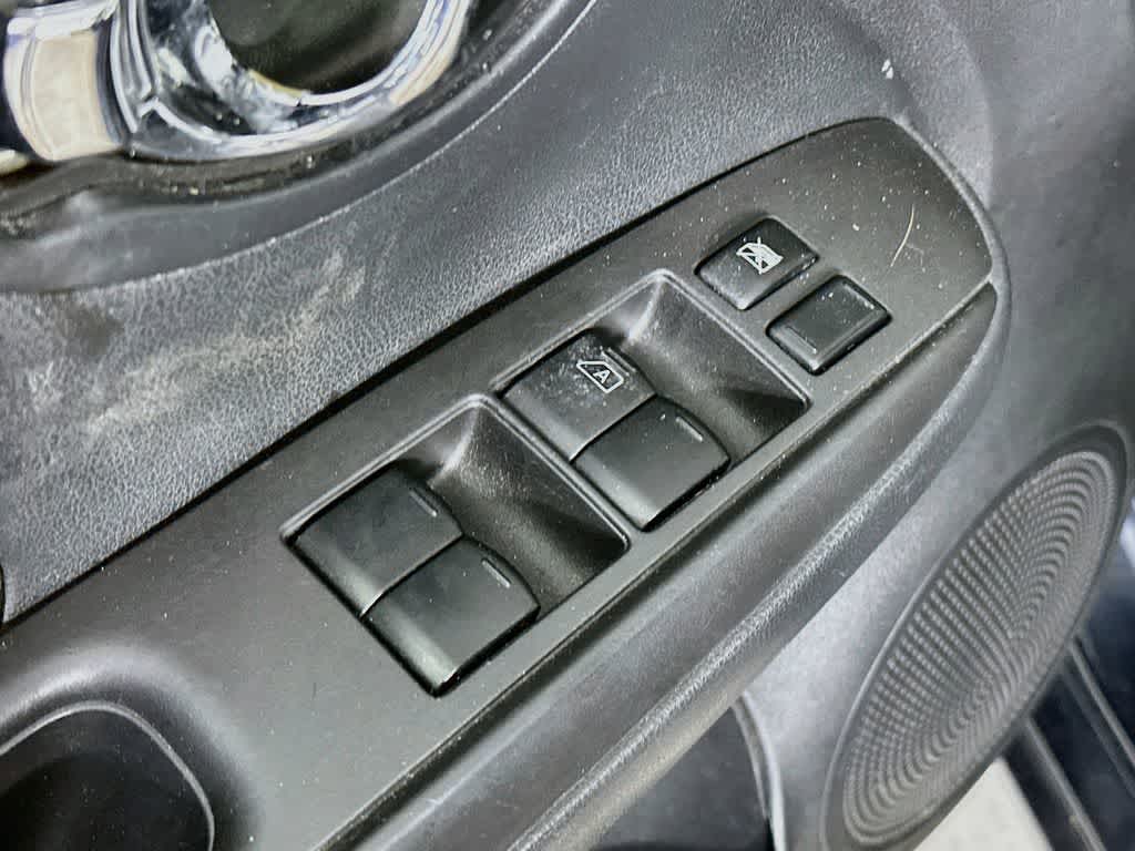 2015 Nissan Versa SV