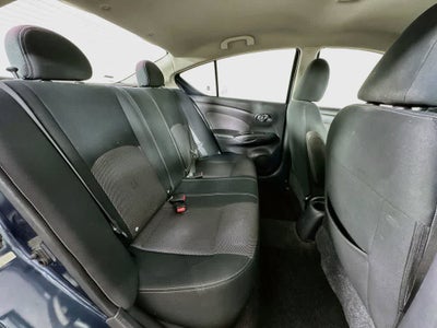 2015 Nissan Versa SV