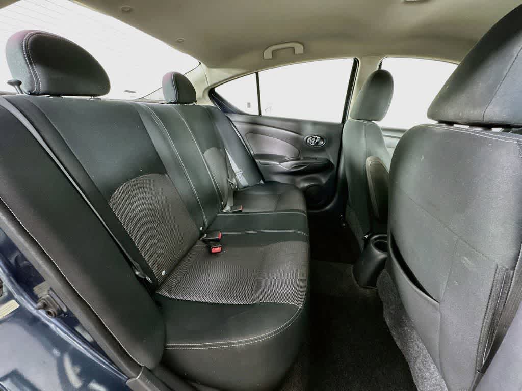 2015 Nissan Versa SV