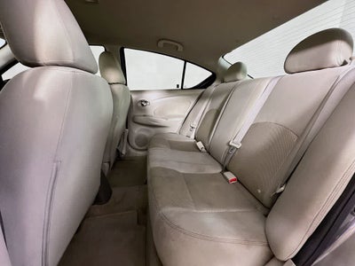 2016 Nissan Versa SV