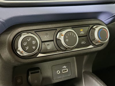 2023 Nissan Versa SV