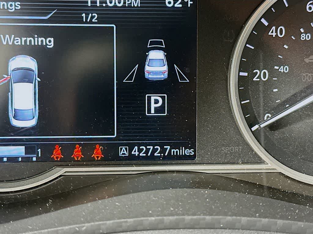 2023 Nissan Versa SV